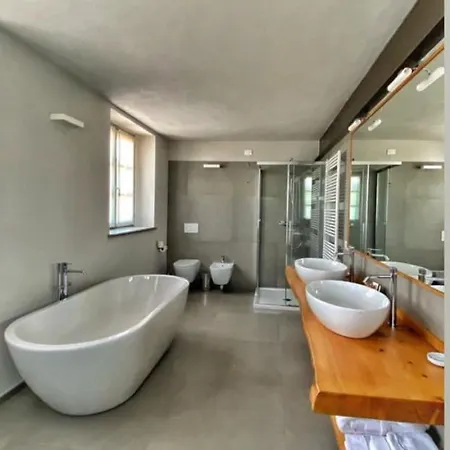 בית חווה Relais Casa Abbona דוליאני